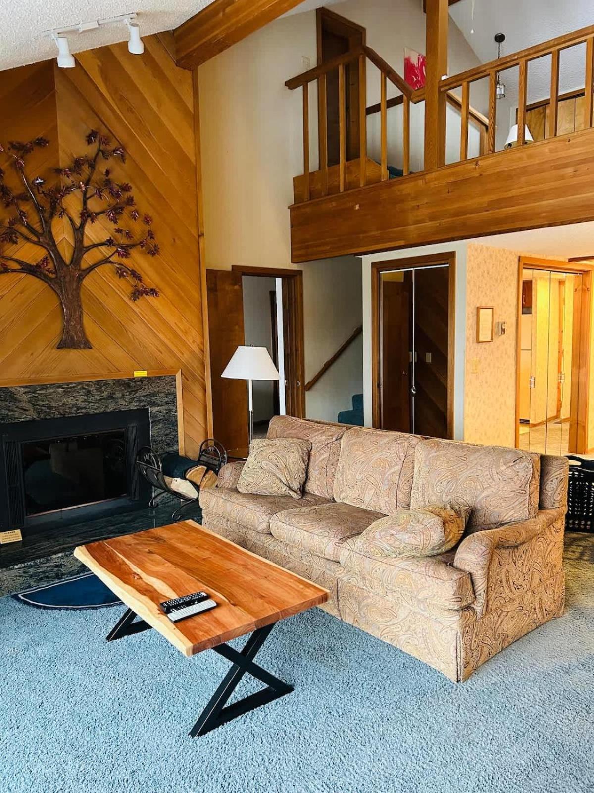 Top Floor Luxury, Sauna, Private Pool, Lake Bellaire Beach, 5 Beds, 4 Full Bath 외부 사진